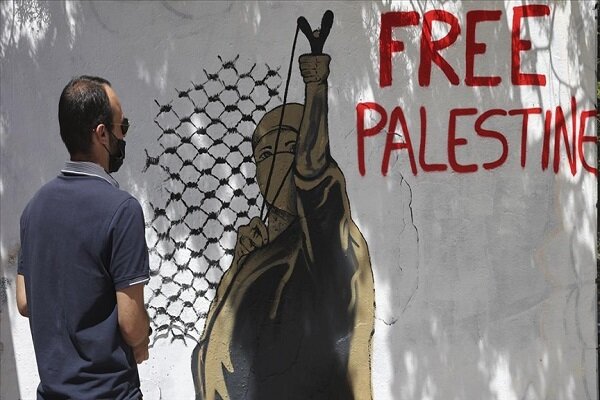 Yunan sanatçı, Filistin'e destek için grafiti yaptı