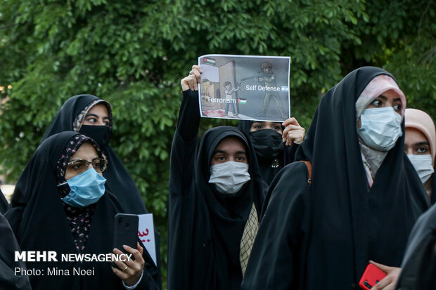 Gathering of People in Tabriz in support of Palestinians
