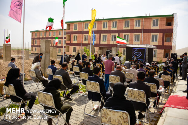 بازدید و افتتاح چندین طرح توسط وزیر راه و شهر سازی در استان آذربایجان غربی