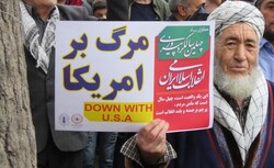 انقلاب اسلامی به اهل سنت آزادی بخشید/ امام راحل هیمنه استکبار را در هم شکست