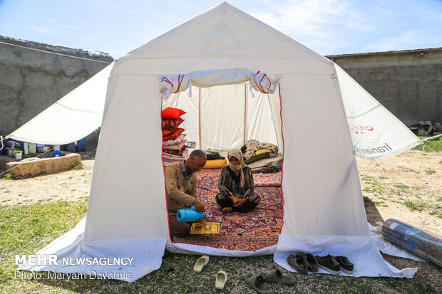 یک روز بعد از زلزله روستای شورک