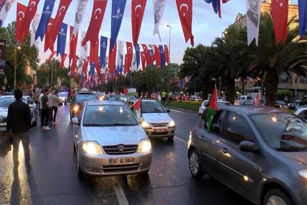İstanbul'da yüzlerce araçlık Siyonist protestosu