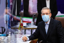 «علی لاریجانی» از مردم برای مشارکت در انتخابات تشکر کرد