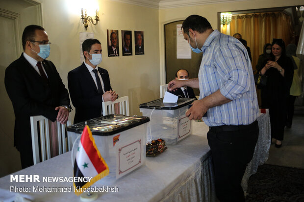 Syrian expats in Iran take part in presidential vote