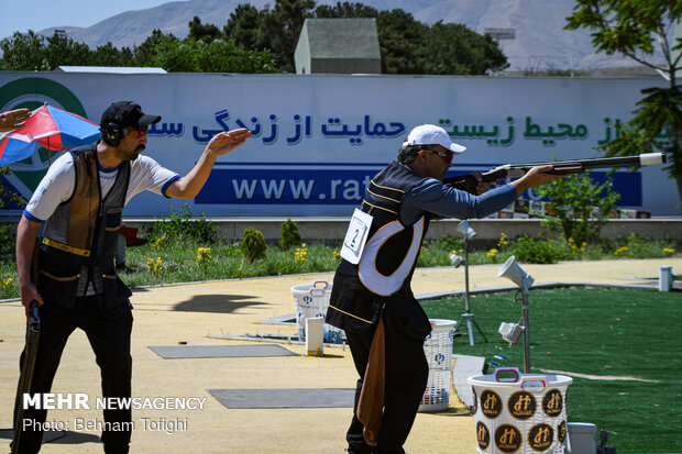 Skeet shooting competitions in Tehran
