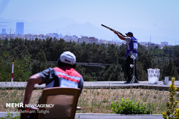 Skeet shooting competitions in Tehran
