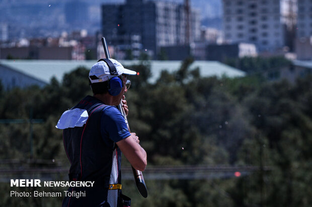 Skeet shooting competitions in Tehran
