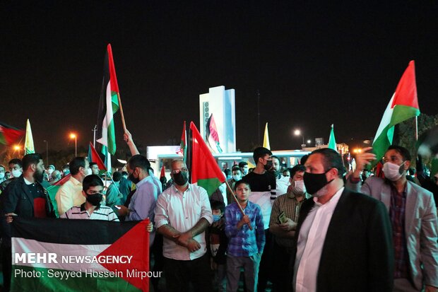 Resistance Front' victory over Zionists celebrated in Mashhad