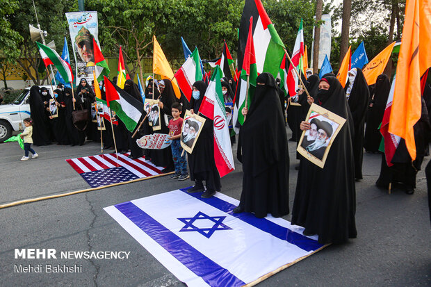 اجتماع قمی ها به شکرانه پیروزی مردم فلسطین برابر رژِم اشغالگر قدس