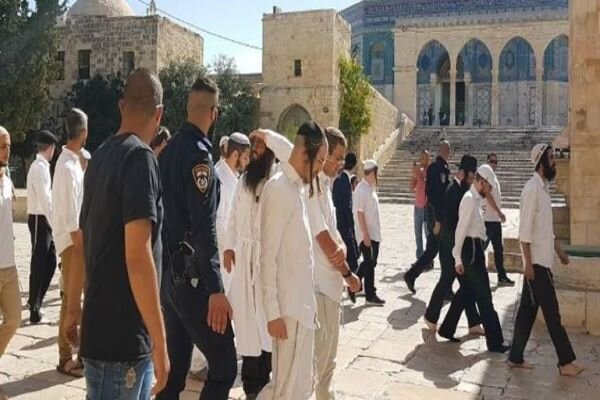 Zionist settlers enter Al-Aqsa 2 days after ceasefire 