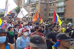 تداوم اعتراضات در کلمبیا/ درگیری میان معترضان و پلیس
