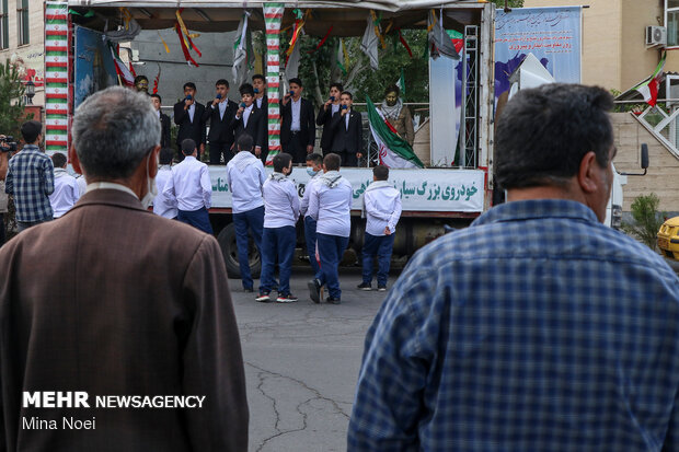 مراسم غبار روبی و اجرای گروه سرود به مناسبت سالروز آزاد سازی خرمشهر