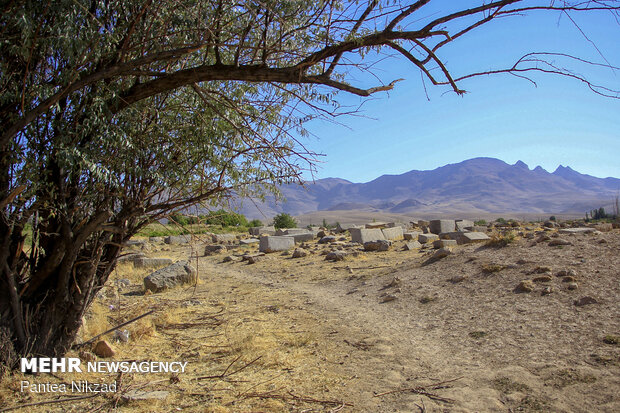 قبرستان تاریخی ارامنه روستای قلعه ممکا