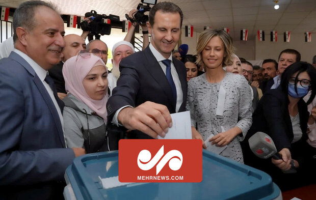 بشار اسد و همسرش رأی خود را به صندوق انداختند 