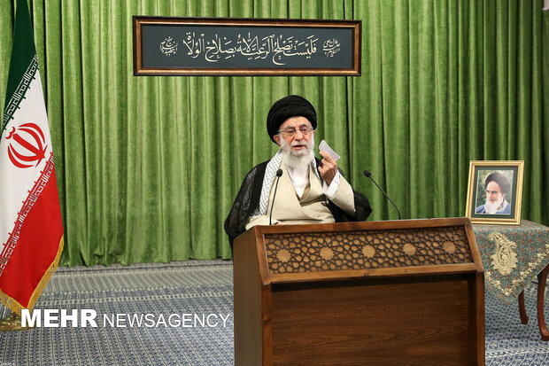 Leader’s meeting with Iranian lawmakers
