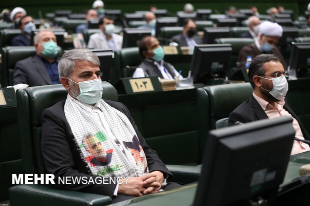 Leader’s meeting with Iranian lawmakers
