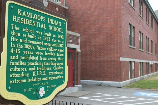 گور دسته‌جمعی کودکان بومی در کانادا کشف شد