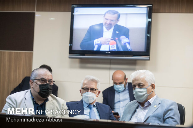 نشست محسن رضایی در اتاق بازرگانی