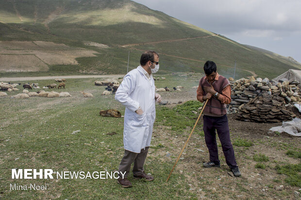 Tribal communities in E Azarbaijan receive Covid-19 vaccines
