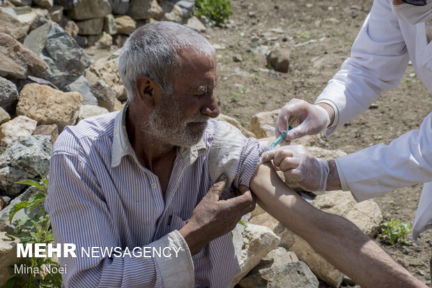 Tribal communities in E Azarbaijan receive Covid-19 vaccines
