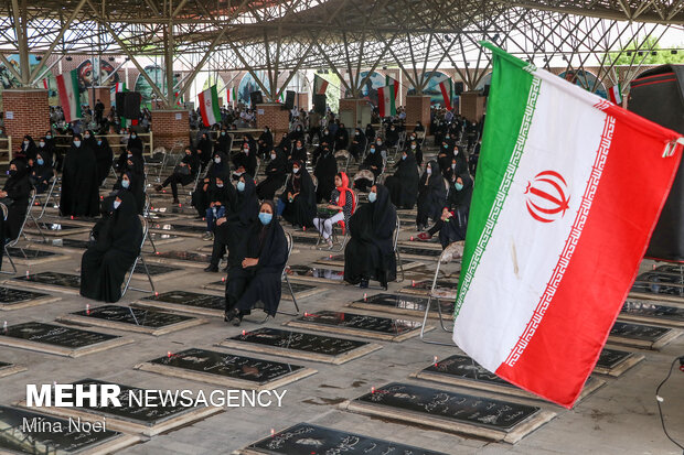 Imam Khomeini death anniversary ceremony marked in Tabriz