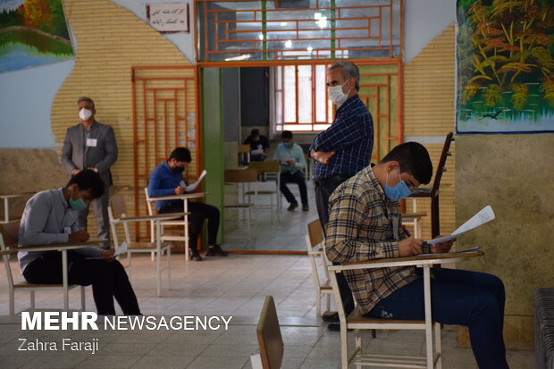 شرکت ۳۲۹ دانش آموز پایه دوازدهم صومعه سرا در امتحانات شهریور