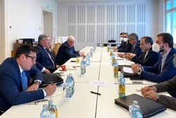 عراقچی با رئیس هیئت مذاکره‌کننده روسیه دیدار کرد