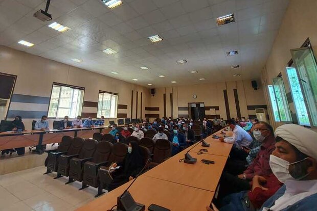 حضور ۲ هزار نفر در ۶۲ شعبه اخذ رأی زرین دشت برای انتخابات ۱۴۰۰ حضور ۲ هزار نفر در ۶۲ شعبه اخذ رأی زرین دشت برای انتخابات ۱۴۰۰