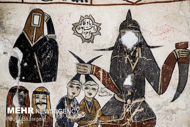 Qajar-era paintings in Babajan Darreh Tomb in Gilan prov.