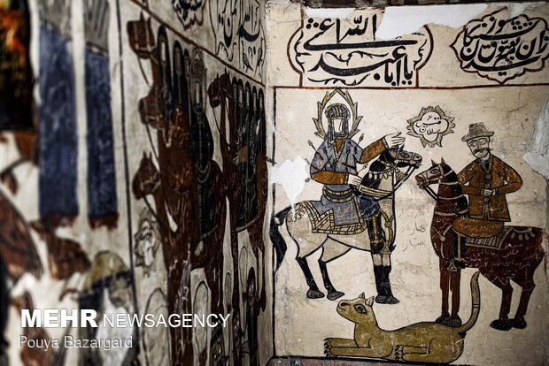 Qajar-era paintings in Babajan Darreh Tomb in Gilan prov.