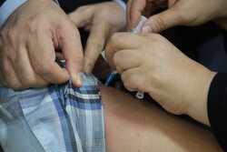 تزریق واکسن کرونا در ۳۰ مرکز تجمیعی زنجان انجام می شود