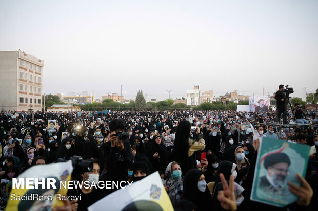 Raeisi in election rallies in Eslamshahr