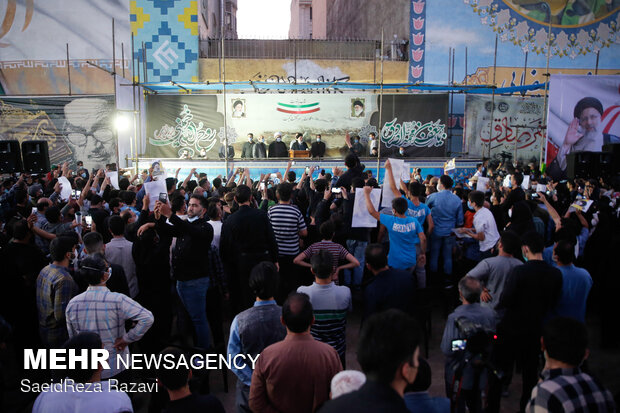 Raeisi in election rallies in Eslamshahr