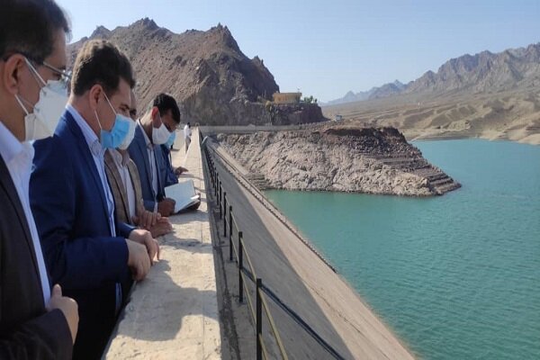 روند اجرای  پروژه خط انتقال آب به شرق استان کرمان تسریع شود