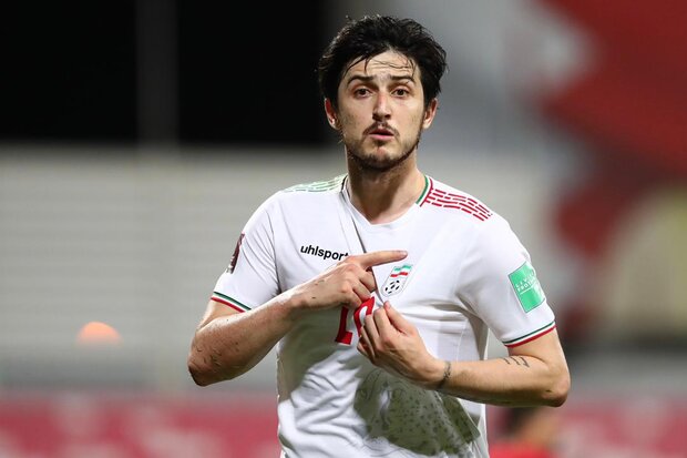 Iran's Azmoun becomes best footballer of year in Russia