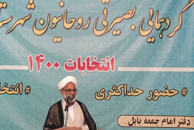 مناظرهها در مرکز توجه مردم/آغاز سفرهای انتخاباتی و تکاپوی ستادها