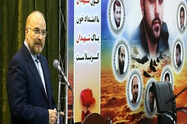 نباید در برابر زخم زبان‌ها کم بیاوریم/ وعده الهی، نصرت است