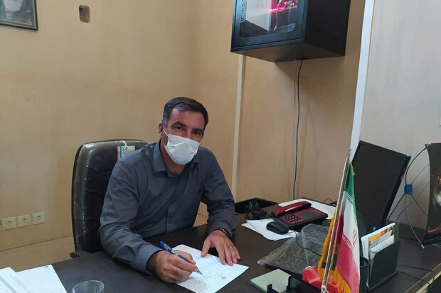 کشف ۲ دستگاه فلزیاب در محوطه پیرامونی کاخ سرهنگ آباد اردستان