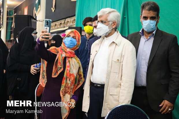 نشست سعید جلیلی با دختران رای اولی