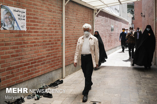 نشست سعید جلیلی با دختران رای اولی