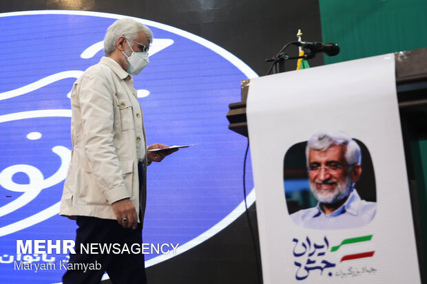 نشست سعید جلیلی با دختران رای اولی