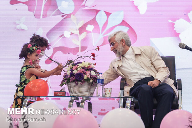 نشست سعید جلیلی با دختران رای اولی