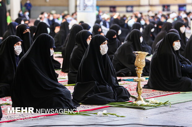 آیین خطبه خوانی خادمان در سالروز میلاد کریمه اهل بیت(س)