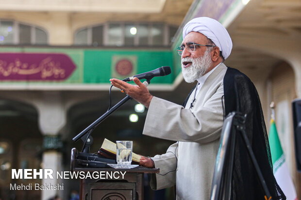 Marking birth anniv. of Hazrat Masoumeh in Qom