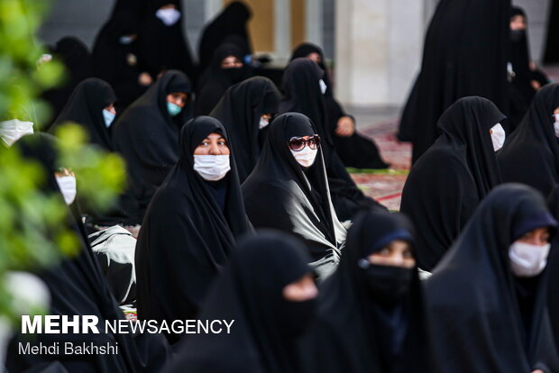 آیین خطبه خوانی خادمان در سالروز میلاد کریمه اهل بیت(س)