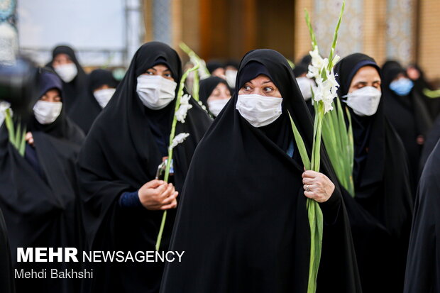 Marking birth anniv. of Hazrat Masoumeh in Qom