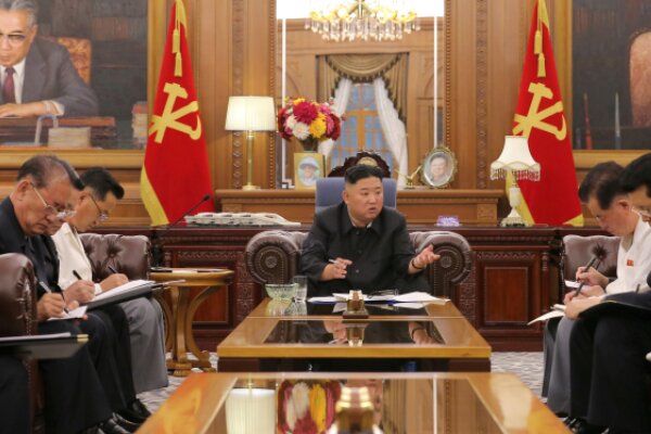 رهبر کره شمالی بر ارتقای بهره وری نظامی تاکید کرد