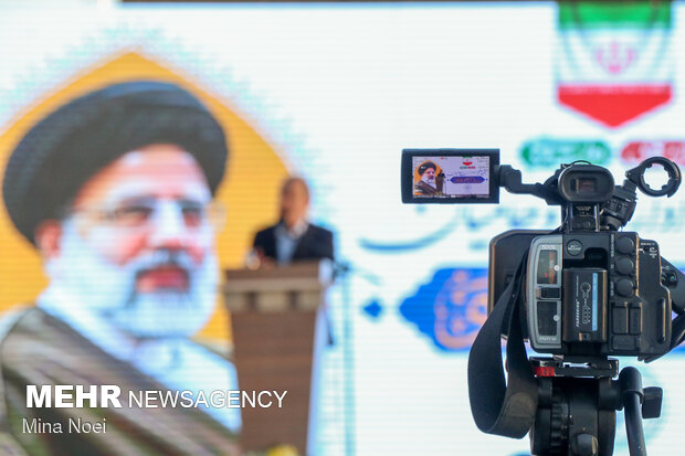 Election campaigns: Raeisi supporters in Tabriz