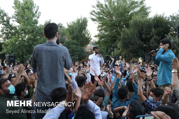 جشن خیابانی دهه کرامت در محله نازی آباد