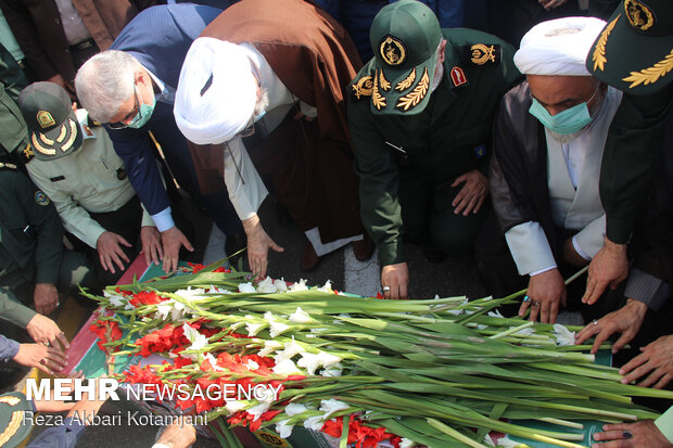 بازگشت پیکر مطهر شهید پورقنبری بعد از 33 سال